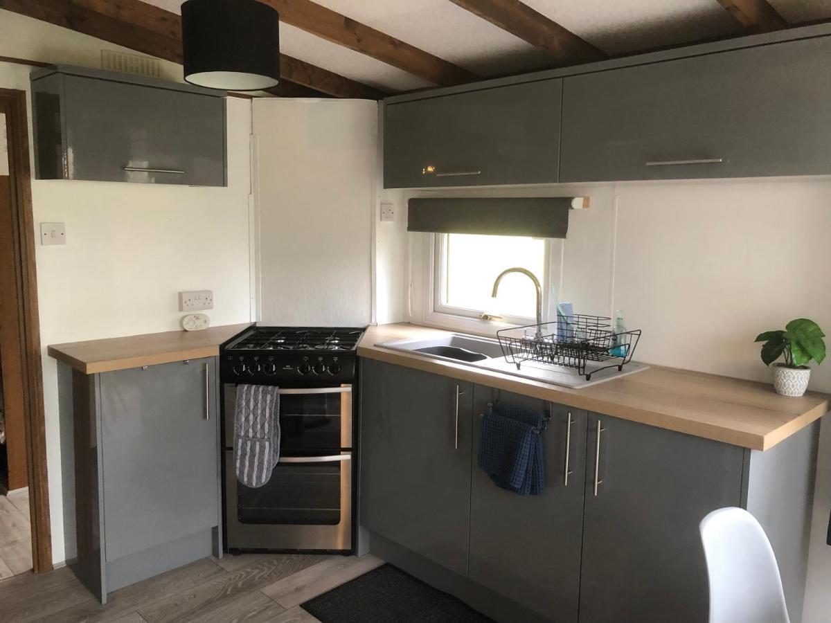 8F Lakeside Lodge Caer Beris Builth Wells - No Tradesman المظهر الخارجي الصورة