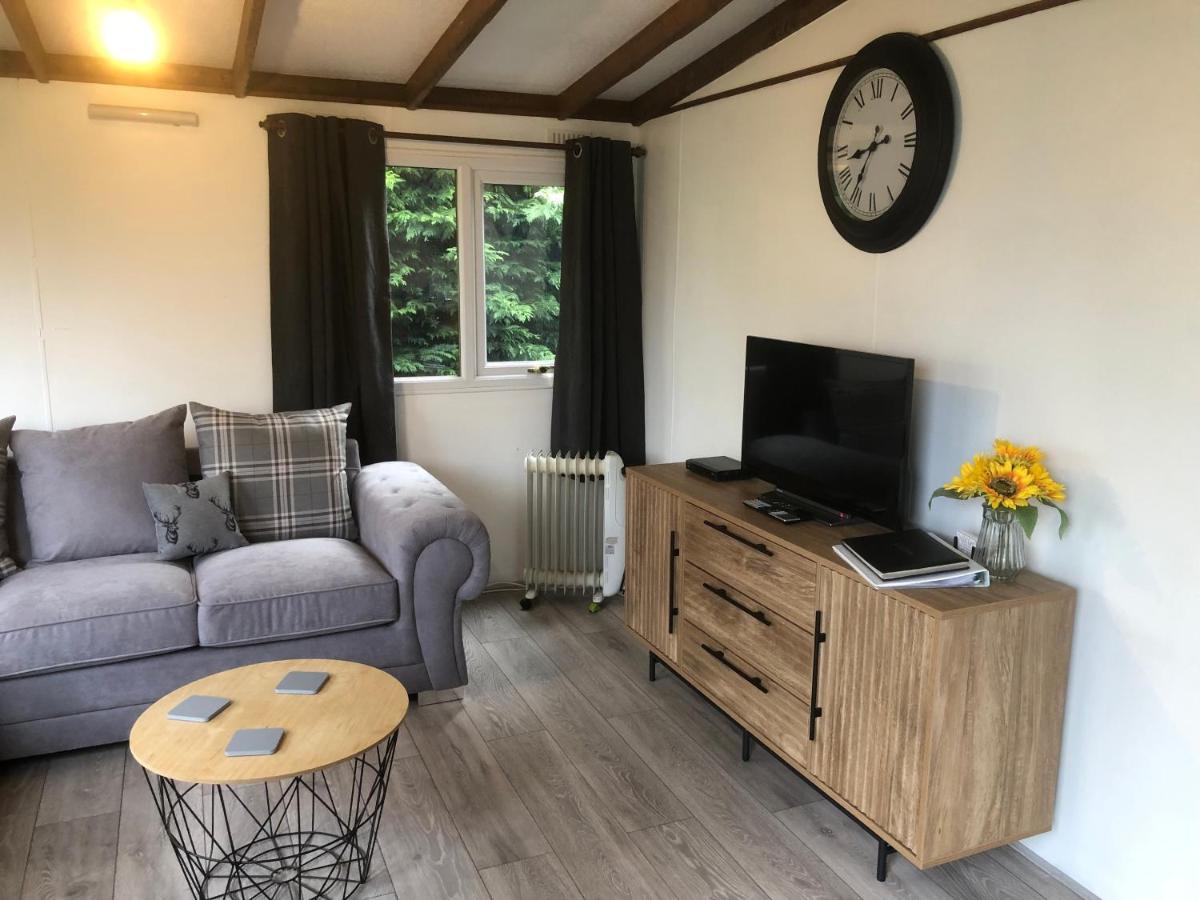 8F Lakeside Lodge Caer Beris Builth Wells - No Tradesman المظهر الخارجي الصورة